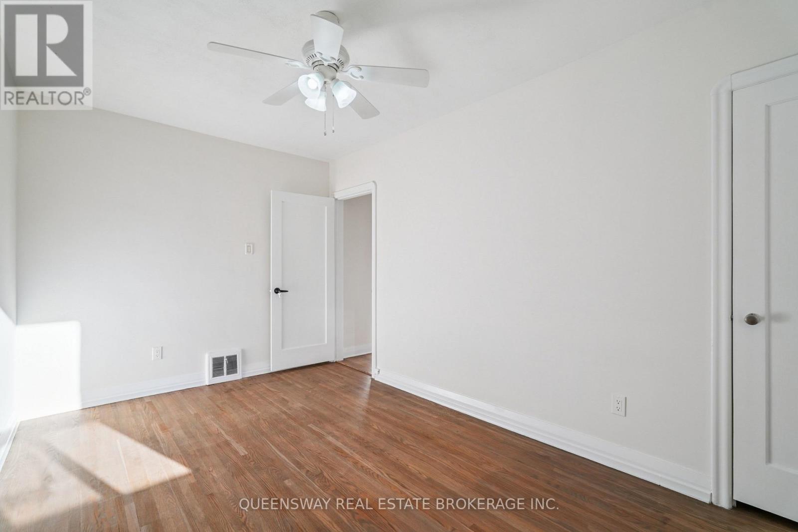 40 Ionview Road, Toronto, Ontario  M1K 2Z4 - Photo 12 - E12491656