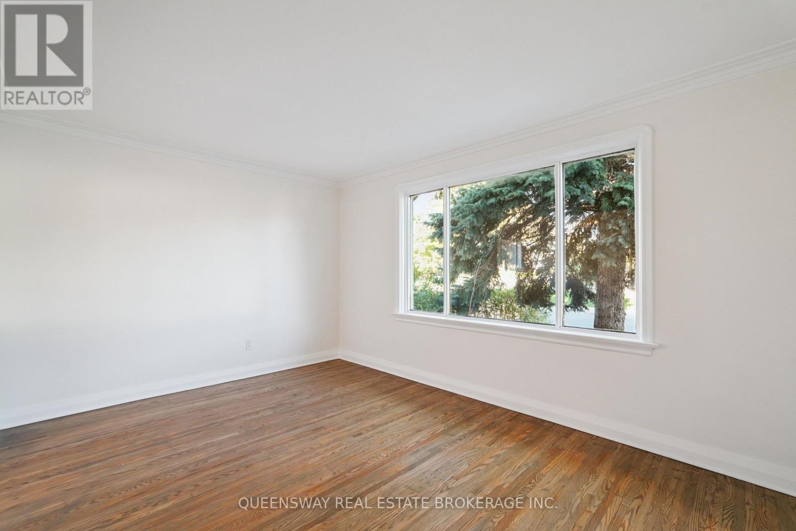 40 Ionview Road, Toronto, Ontario  M1K 2Z4 - Photo 4 - E12491656