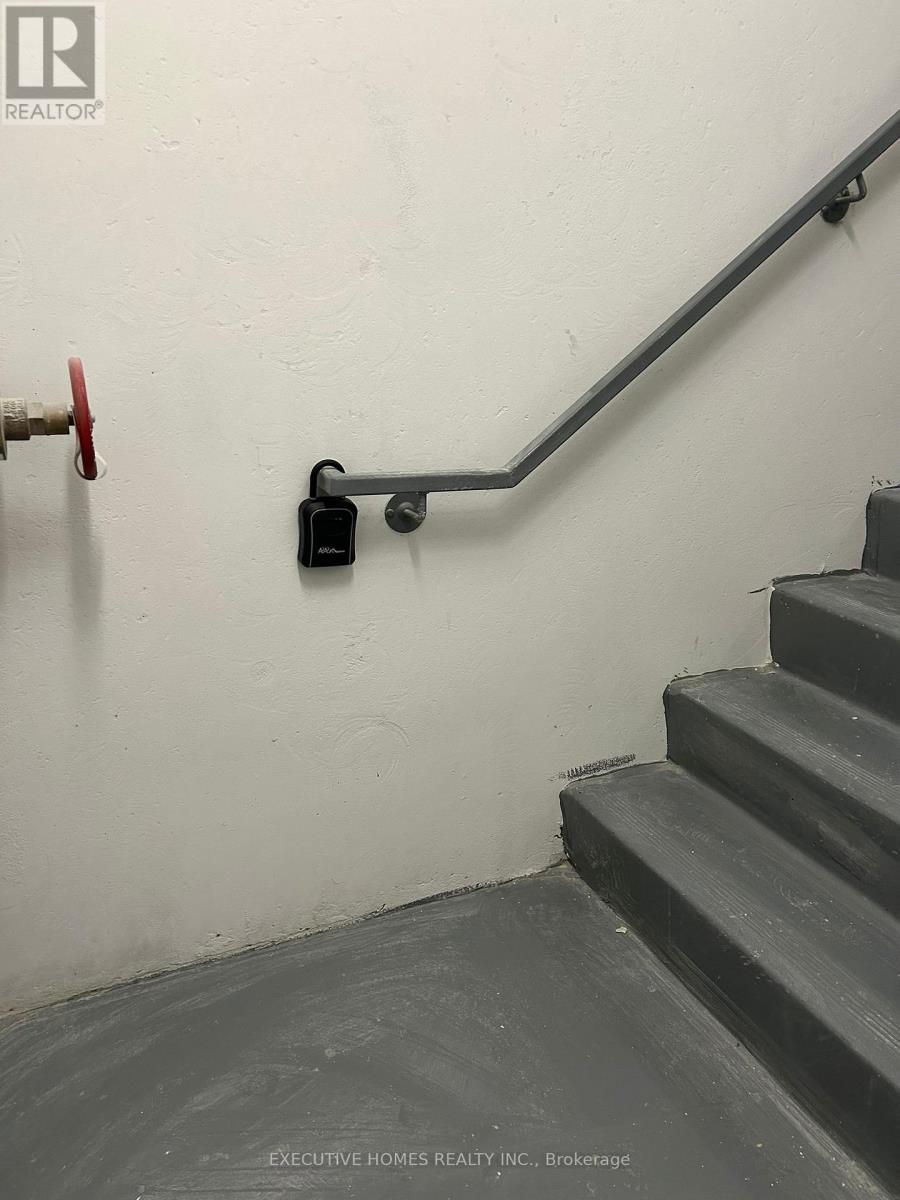 3270 Sheppard Avenue E, Toronto, Ontario  M1T 3K3 - Photo 13 - E12491678