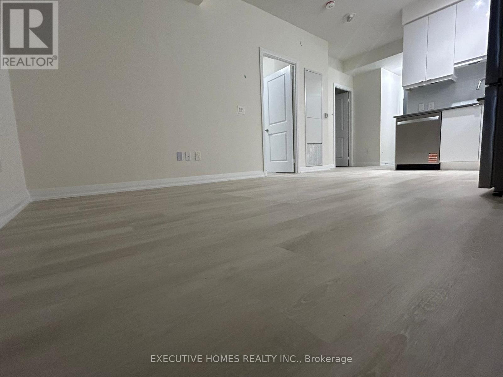 3270 Sheppard Avenue E, Toronto, Ontario  M1T 3K3 - Photo 16 - E12491678