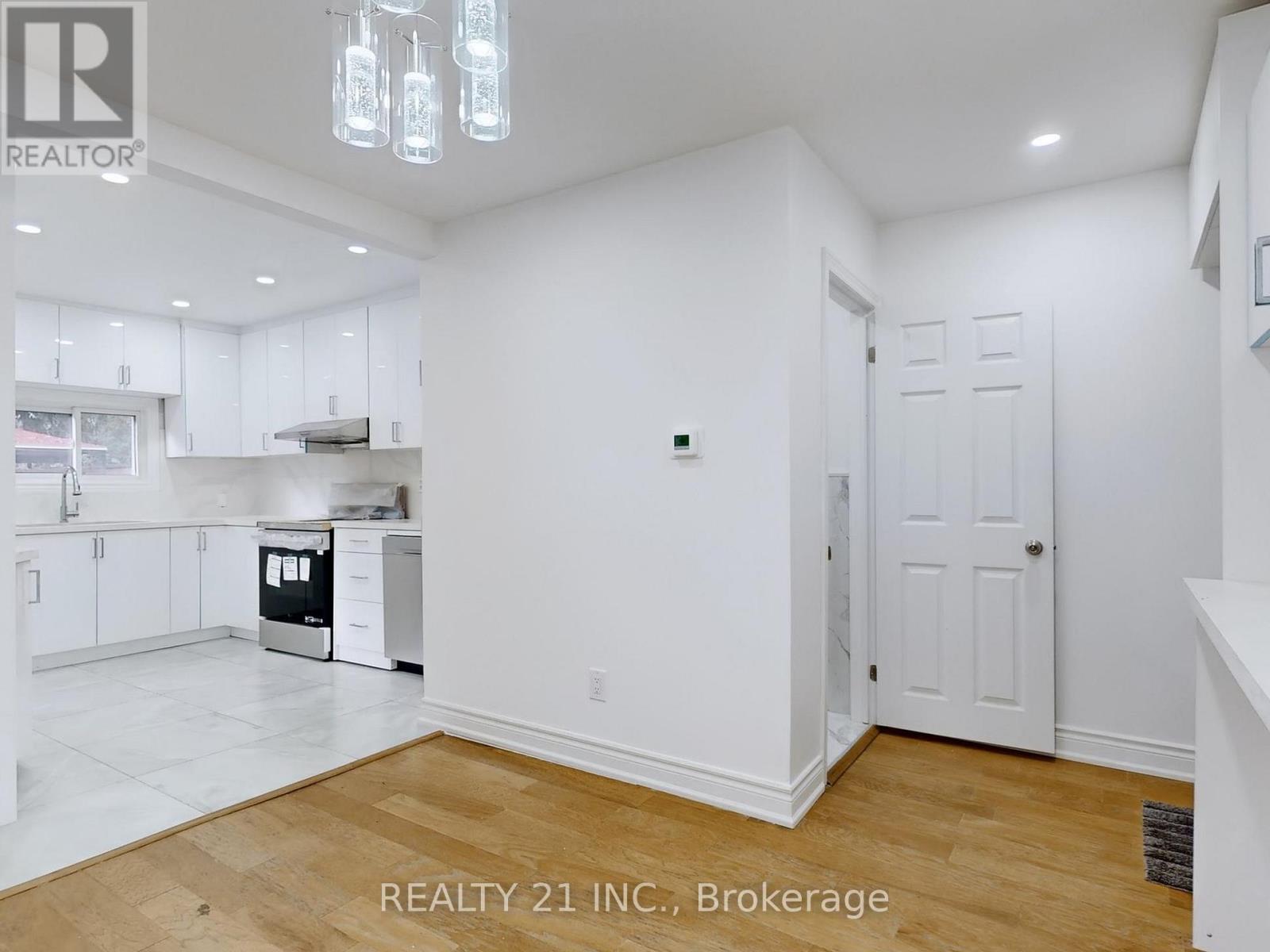 92 King Edward Ave Avenue, Toronto, Ontario  M4C 5J6 - Photo 12 - E12491916