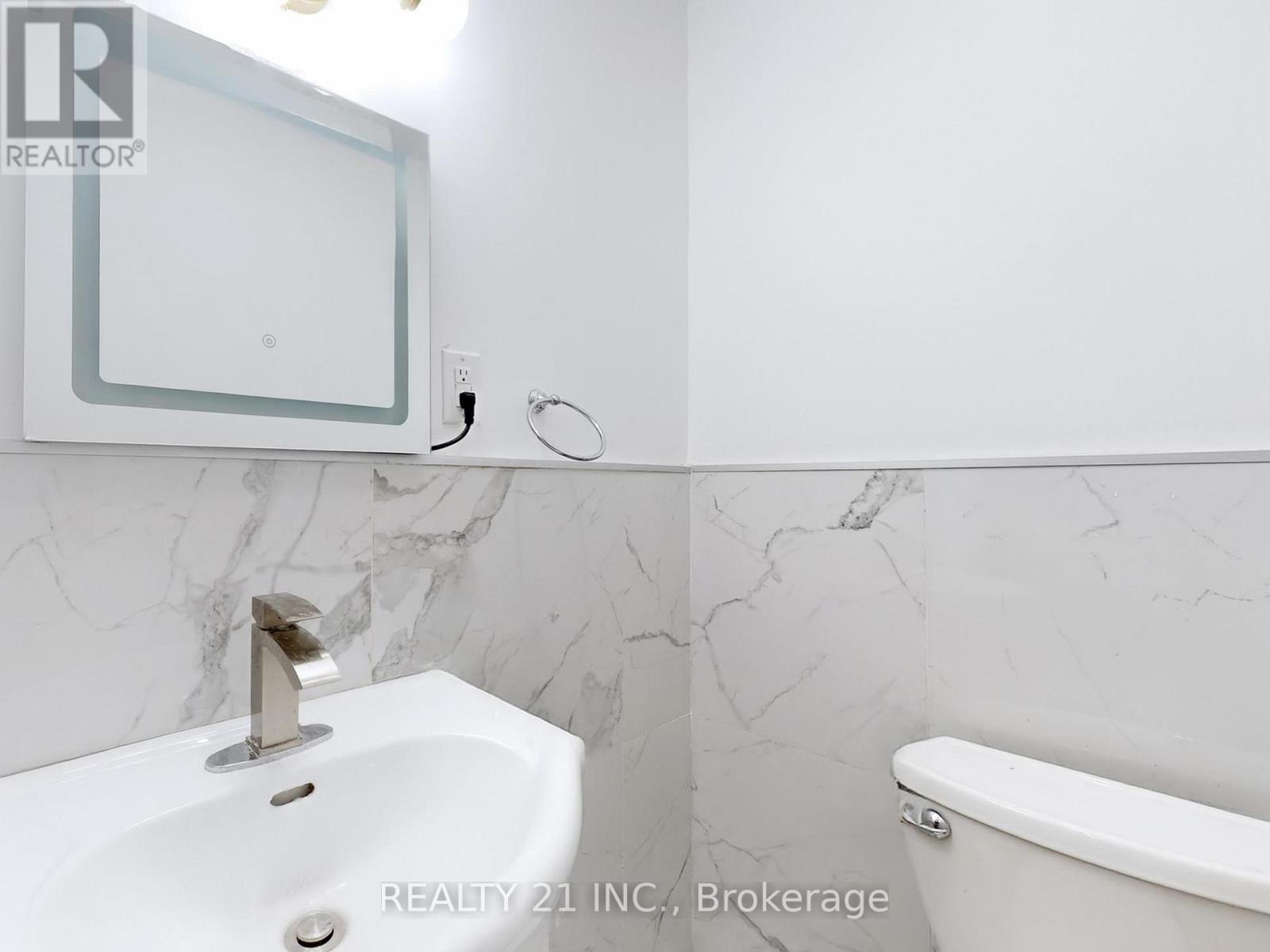 92 King Edward Ave Avenue, Toronto, Ontario  M4C 5J6 - Photo 19 - E12491916