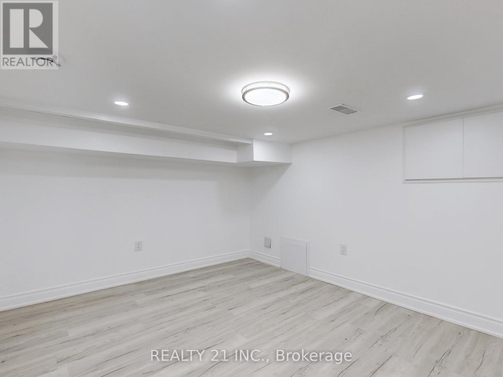 92 King Edward Ave Avenue, Toronto, Ontario  M4C 5J6 - Photo 33 - E12491916