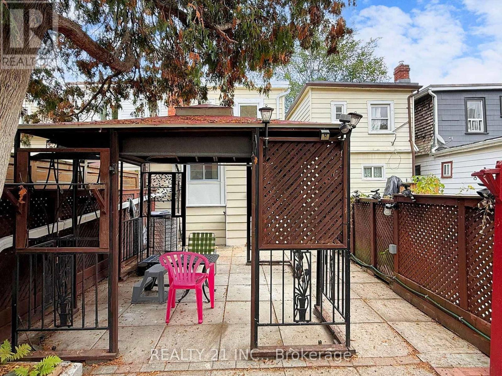 92 King Edward Ave Avenue, Toronto, Ontario  M4C 5J6 - Photo 41 - E12491916