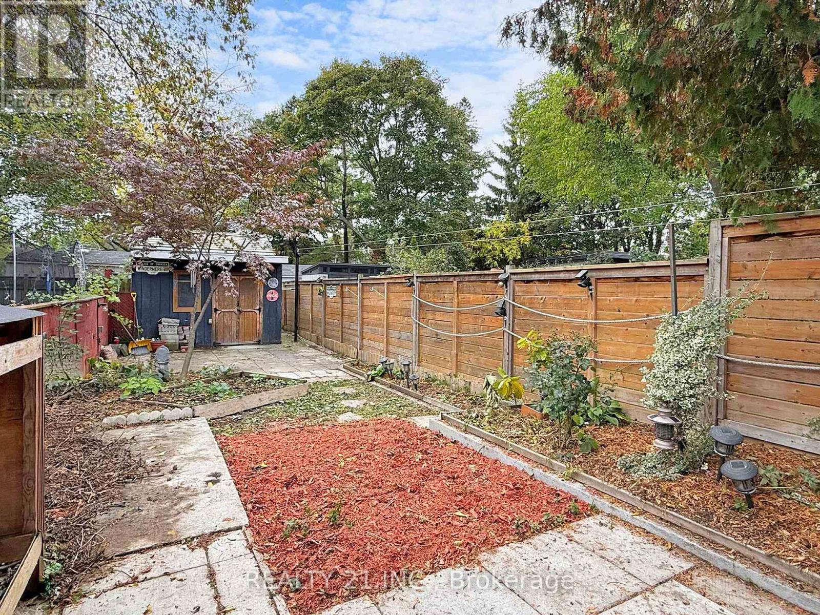 92 King Edward Ave Avenue, Toronto, Ontario  M4C 5J6 - Photo 45 - E12491916