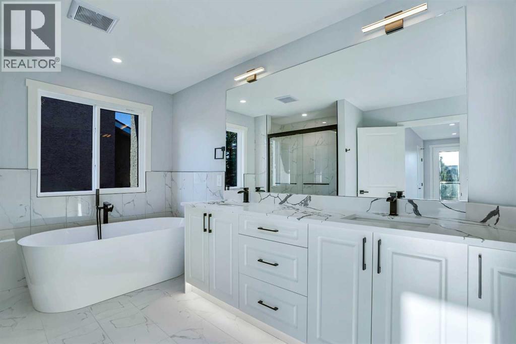 194 Woodbriar Circle Sw, Calgary, Alberta  T2W 6A7 - Photo 37 - A2222471