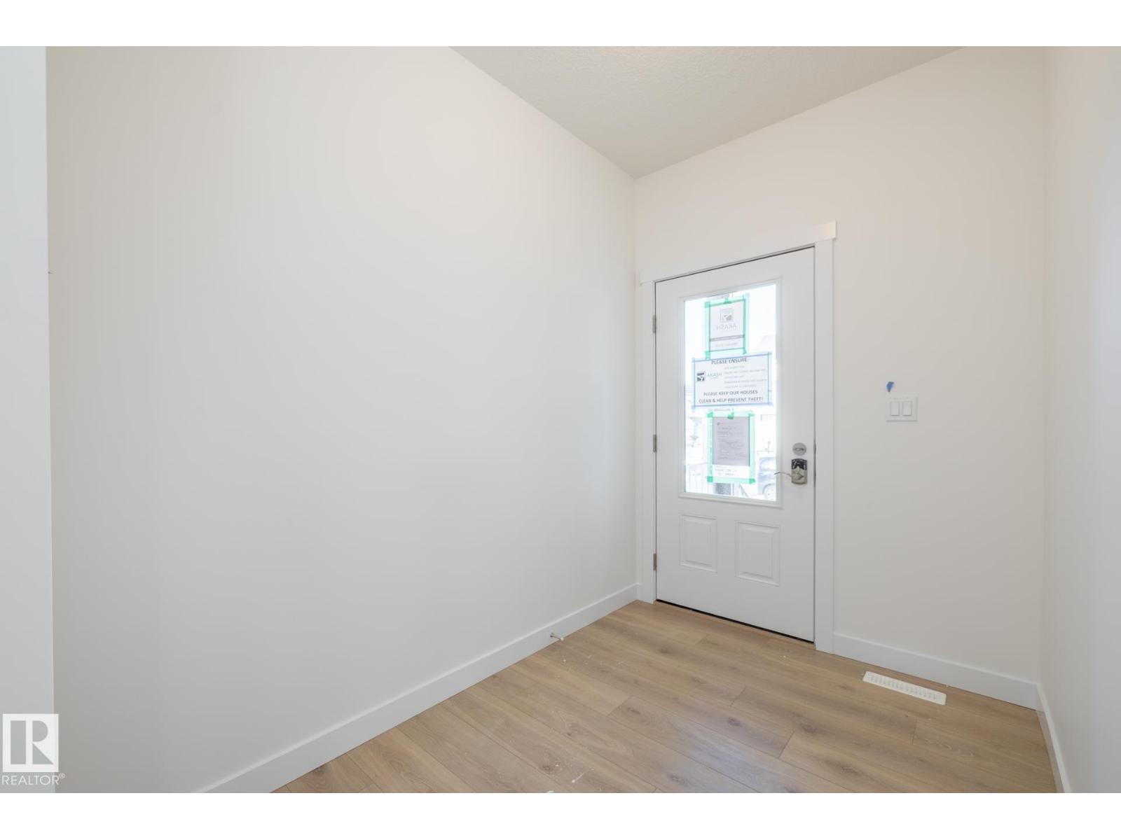 2639 5 Av Sw, Edmonton, Alberta  T6X 3H9 - Photo 2 - E4455895