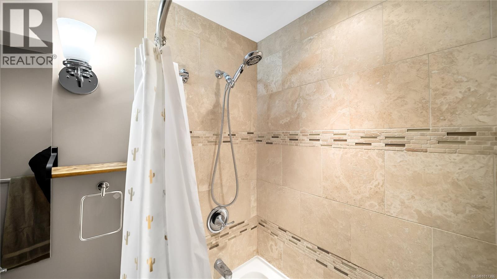 1716 Bay St, Victoria, British Columbia V8R 2C1 - Photo 17 - 1017386