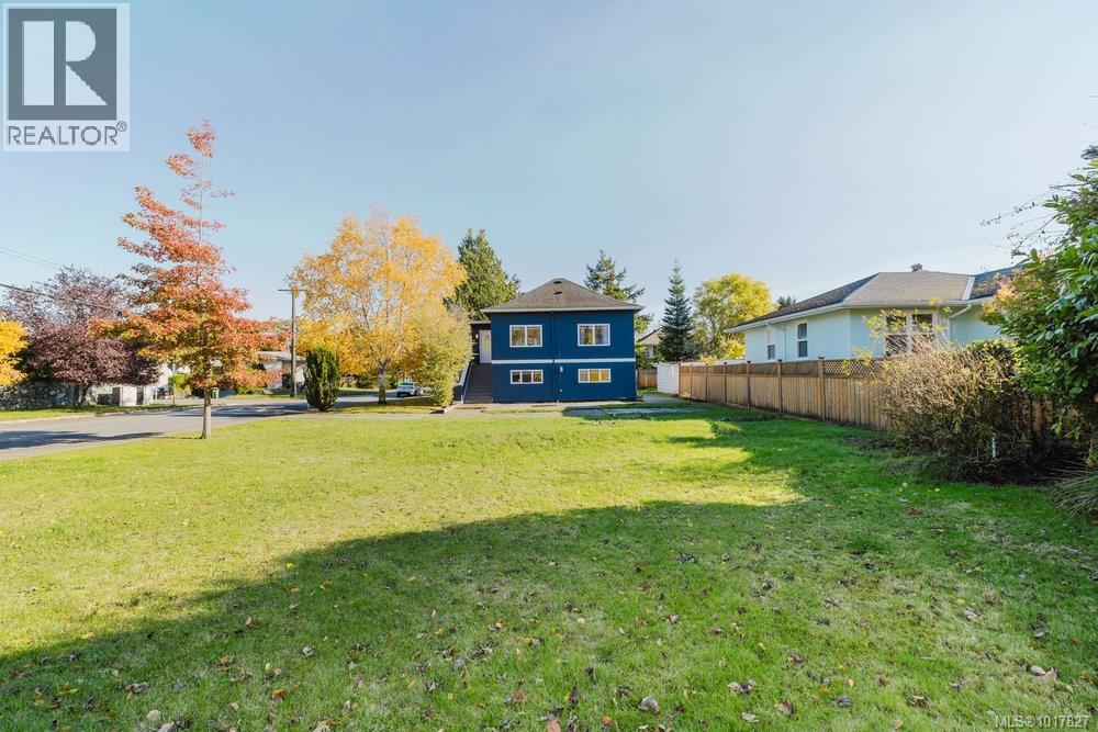 1865 Quamichan St, Victoria, British Columbia  V8S 2B7 - Photo 28 - 1017827