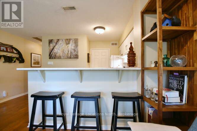 332 Mariners Way, Collingwood, Ontario  L9Y 5C7 - Photo 13 - S12492004