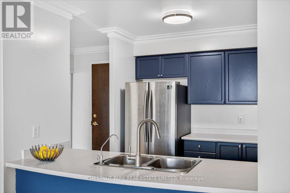 805 - 51 Baffin Court, Richmond Hill, Ontario  L4B 4P6 - Photo 14 - N12486270