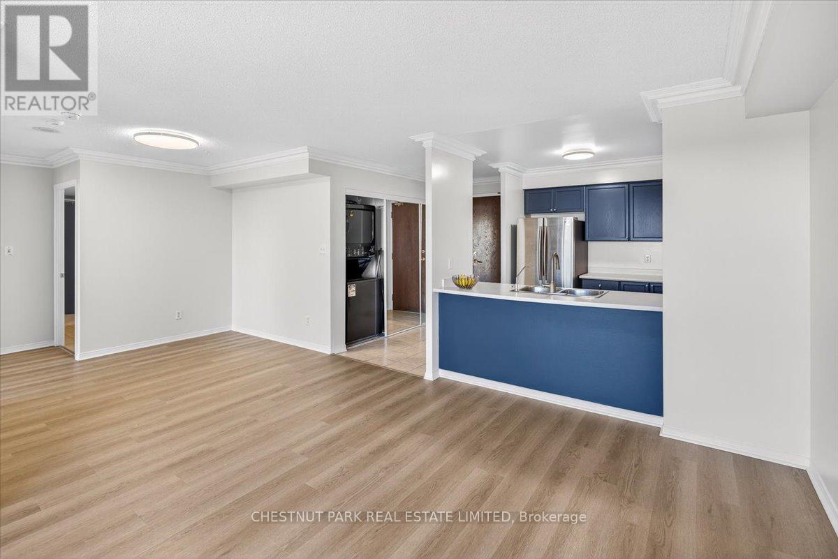 805 - 51 Baffin Court, Richmond Hill, Ontario  L4B 4P6 - Photo 15 - N12486270