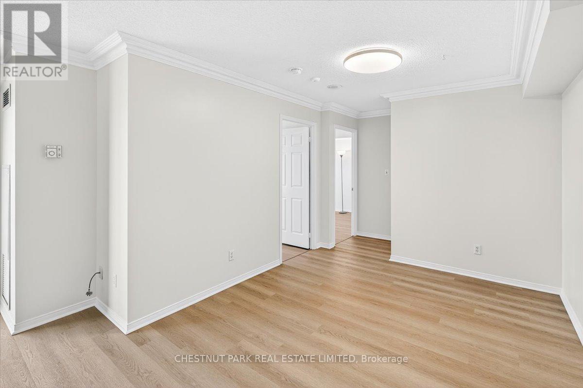 805 - 51 Baffin Court, Richmond Hill, Ontario  L4B 4P6 - Photo 13 - N12486270