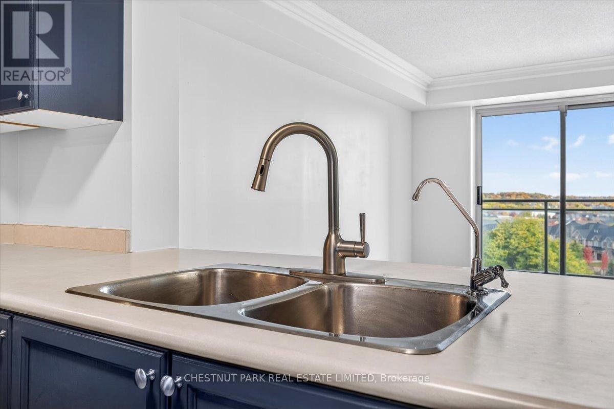 805 - 51 Baffin Court, Richmond Hill, Ontario  L4B 4P6 - Photo 21 - N12486270