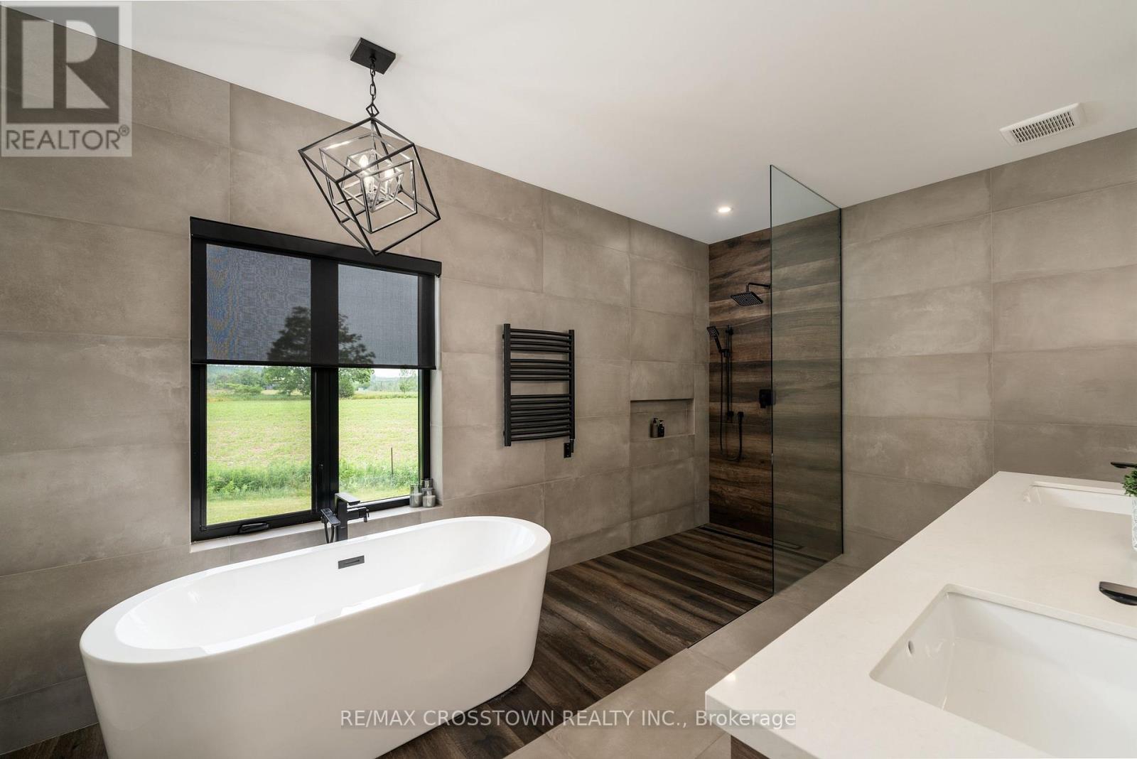 1 Best Court, Oro-Medonte, Ontario  L0L 2L0 - Photo 17 - S12488110