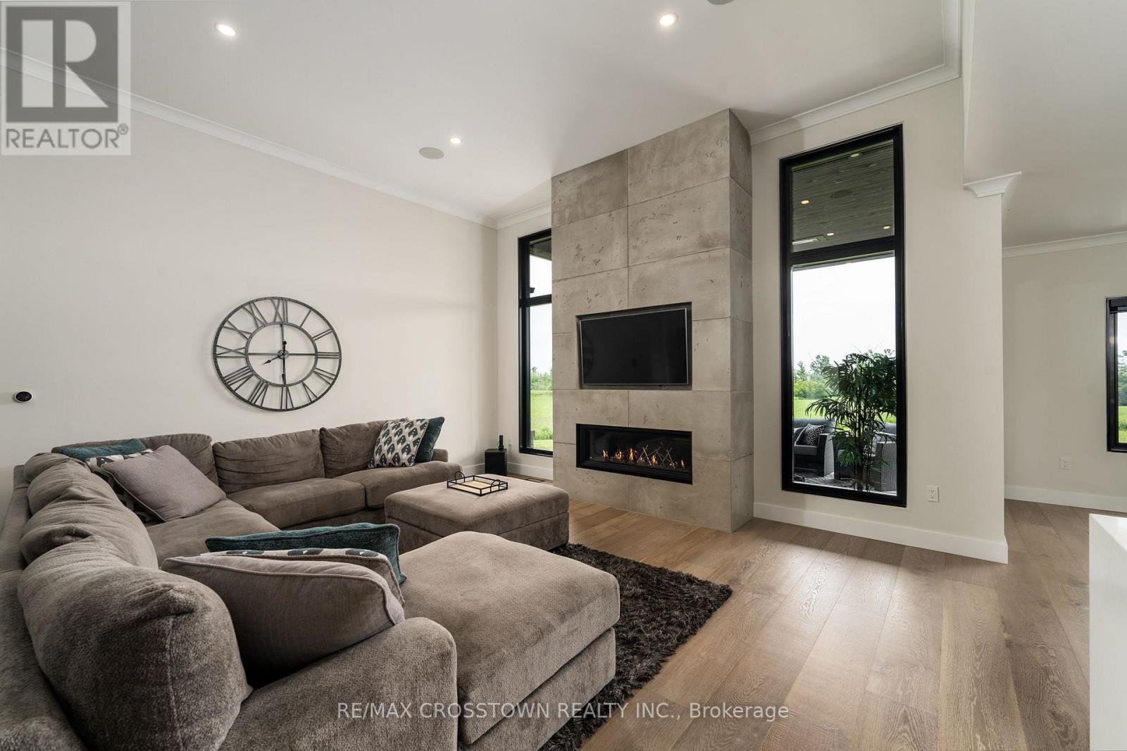 1 Best Court, Oro-Medonte, Ontario  L0L 2L0 - Photo 9 - S12488110