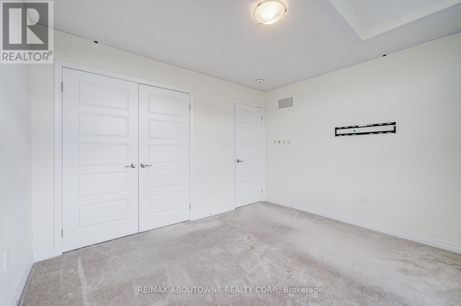 3457 Eternity Way, Oakville, Ontario  L6H 0Y2 - Photo 38 - W12391336