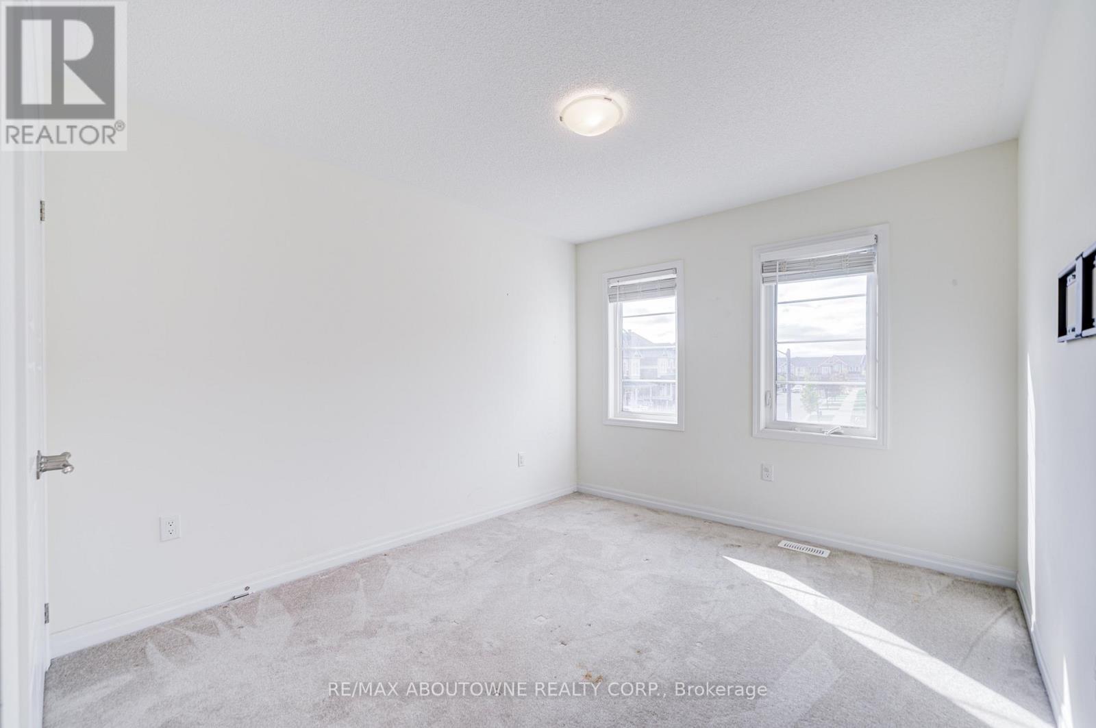 3457 Eternity Way, Oakville, Ontario  L6H 0Y2 - Photo 32 - W12391336