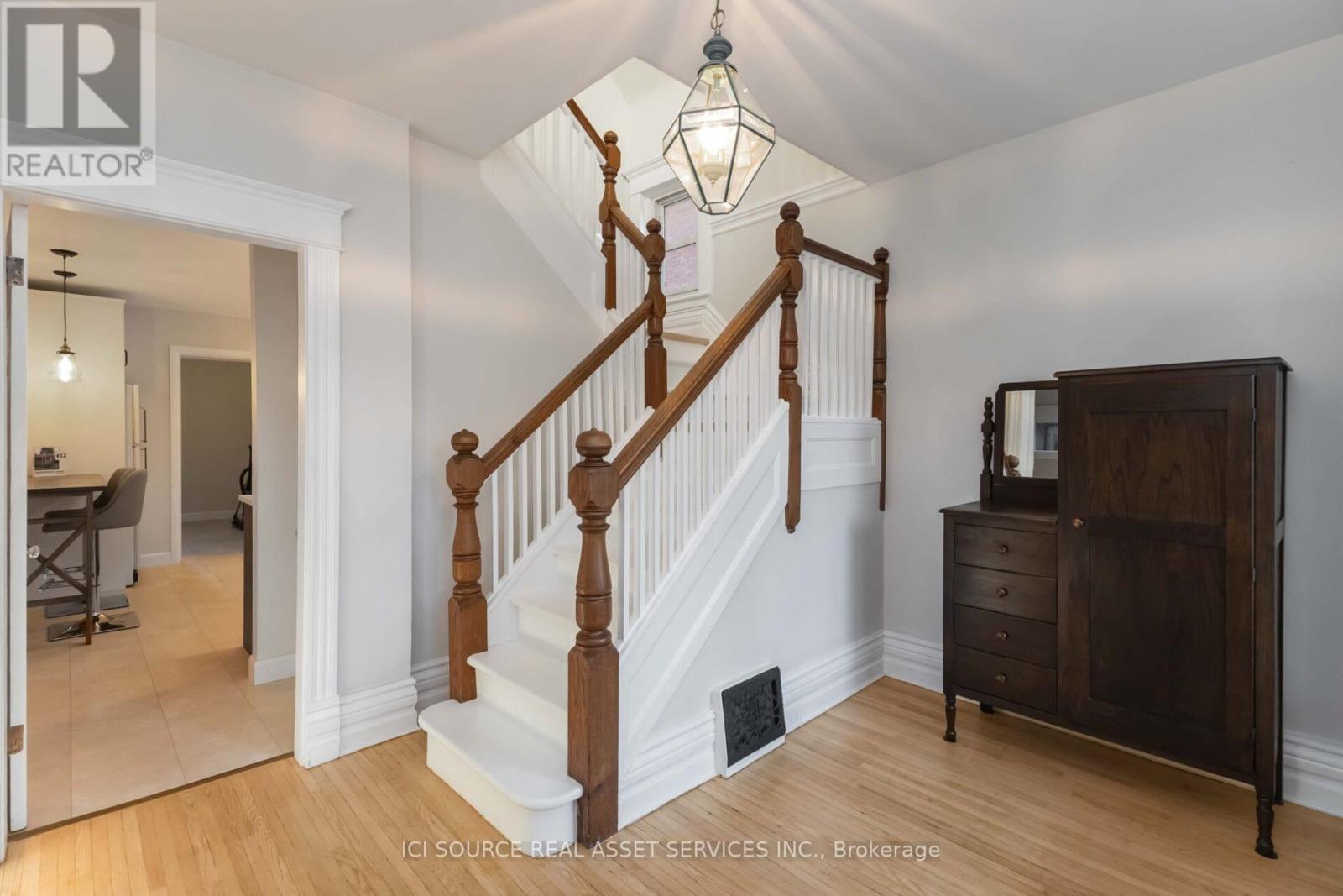 412 Grosvenor Street, London East, Ontario  N5Y 3S4 - Photo 4 - X12490756