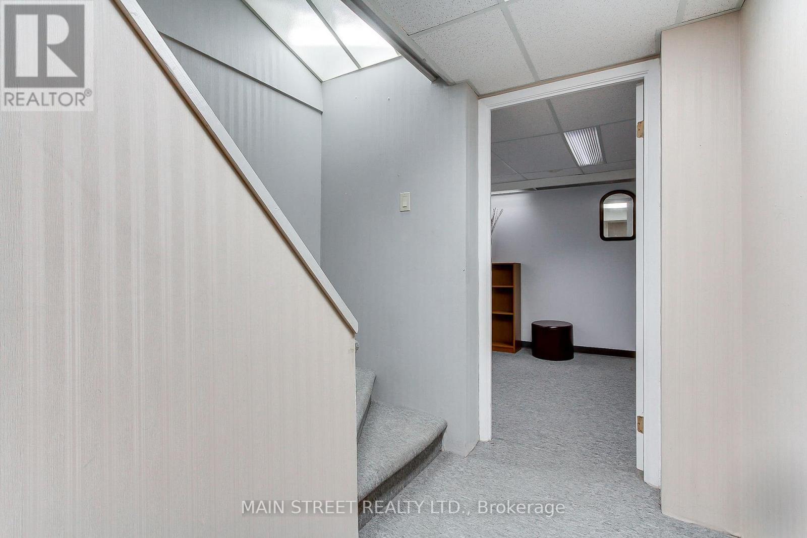 241 Andrew Street, Newmarket, Ontario  L3Y 1H1 - Photo 31 - N12491598