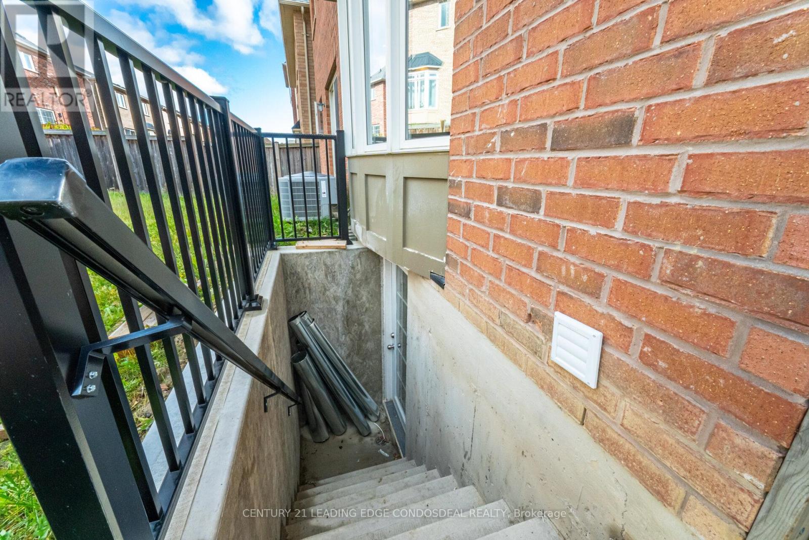 29 Wendelyn Drive, Richmond Hill, Ontario  L4E 0R1 - Photo 48 - N12491618