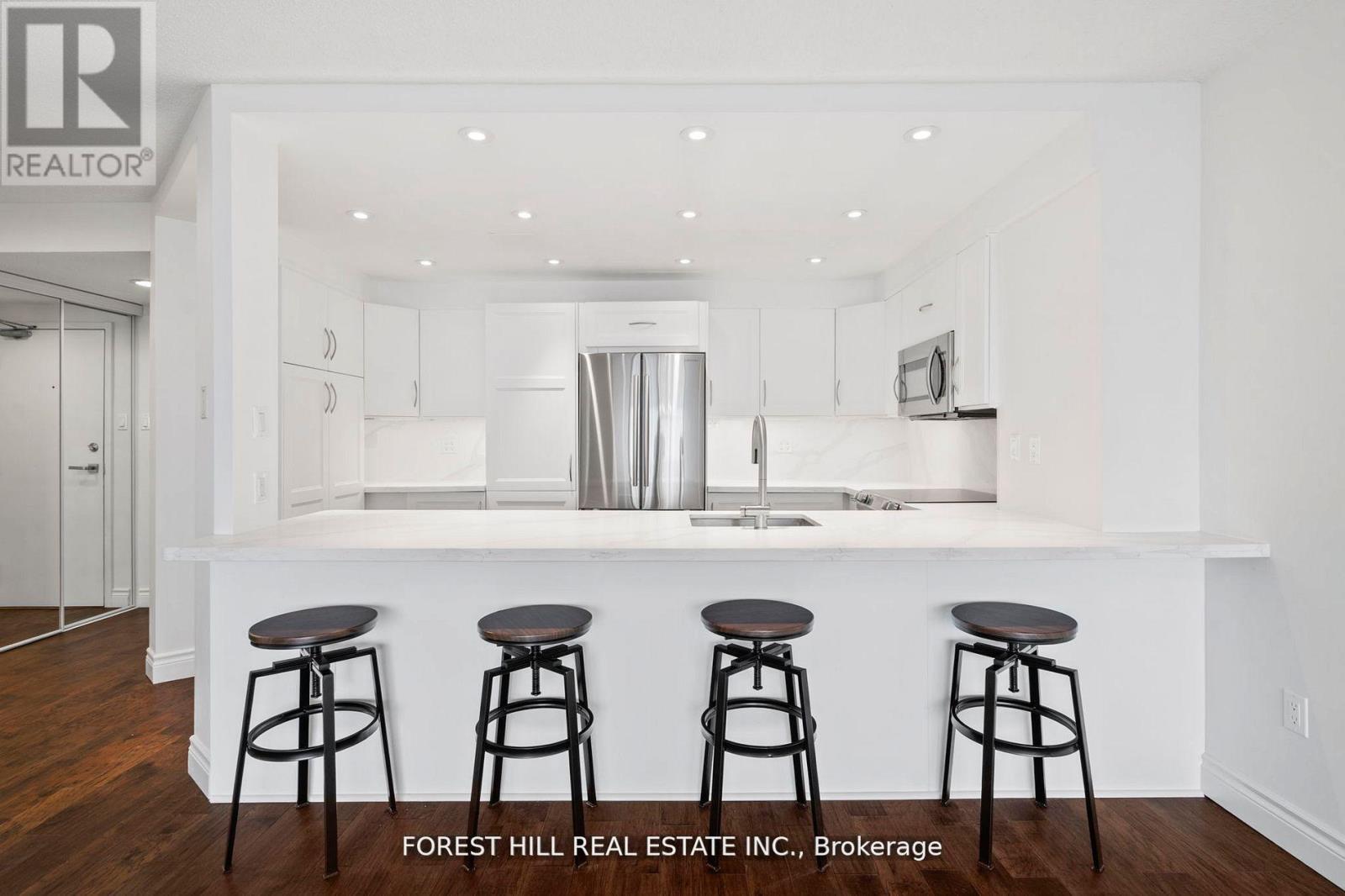 1203 - 7601 Bathurst Street, Vaughan, Ontario  L4J 4H5 - Photo 3 - N12491764