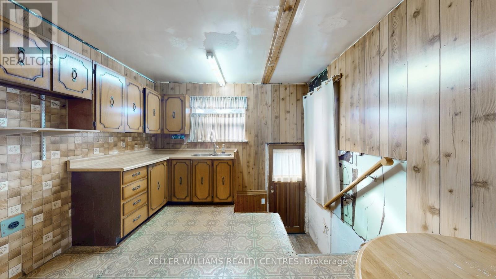 94 Queen Street, Newmarket, Ontario  L3Y 2E8 - Photo 10 - N12491836