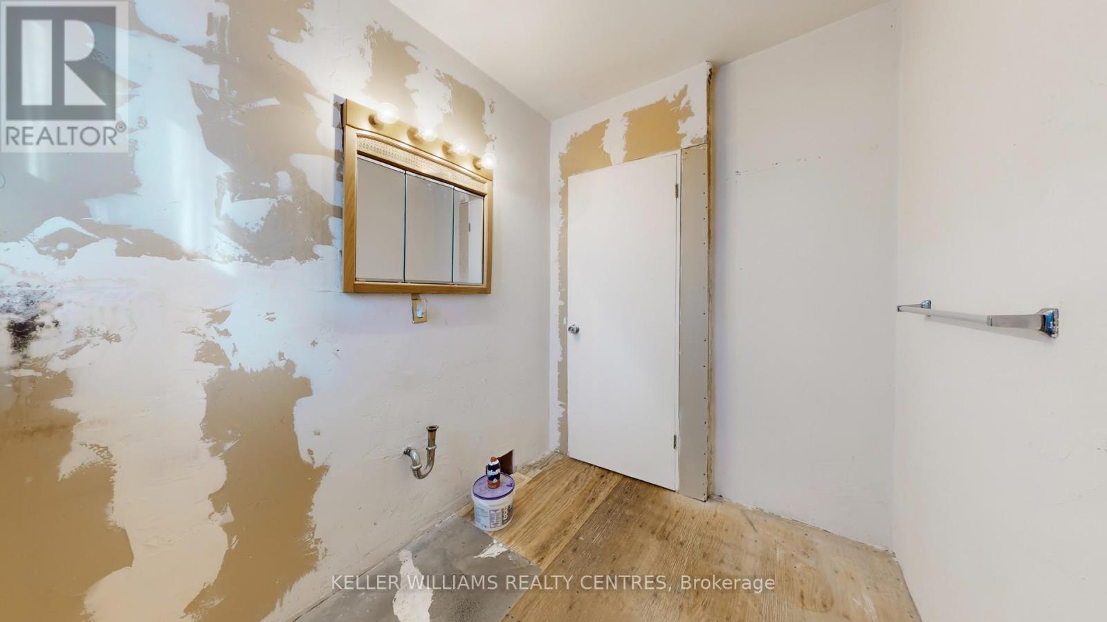 94 Queen Street, Newmarket, Ontario  L3Y 2E8 - Photo 23 - N12491836