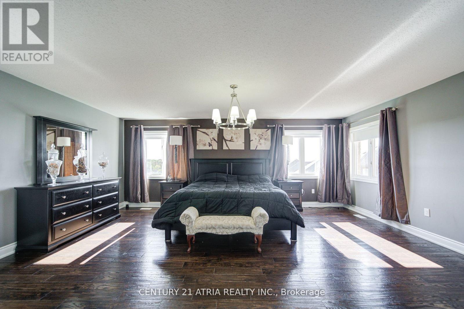 10 Gladys Rolling Avenue, East Gwillimbury (Mt Albert), Ontario  L0G 1M0 - Photo 24 - N12491858