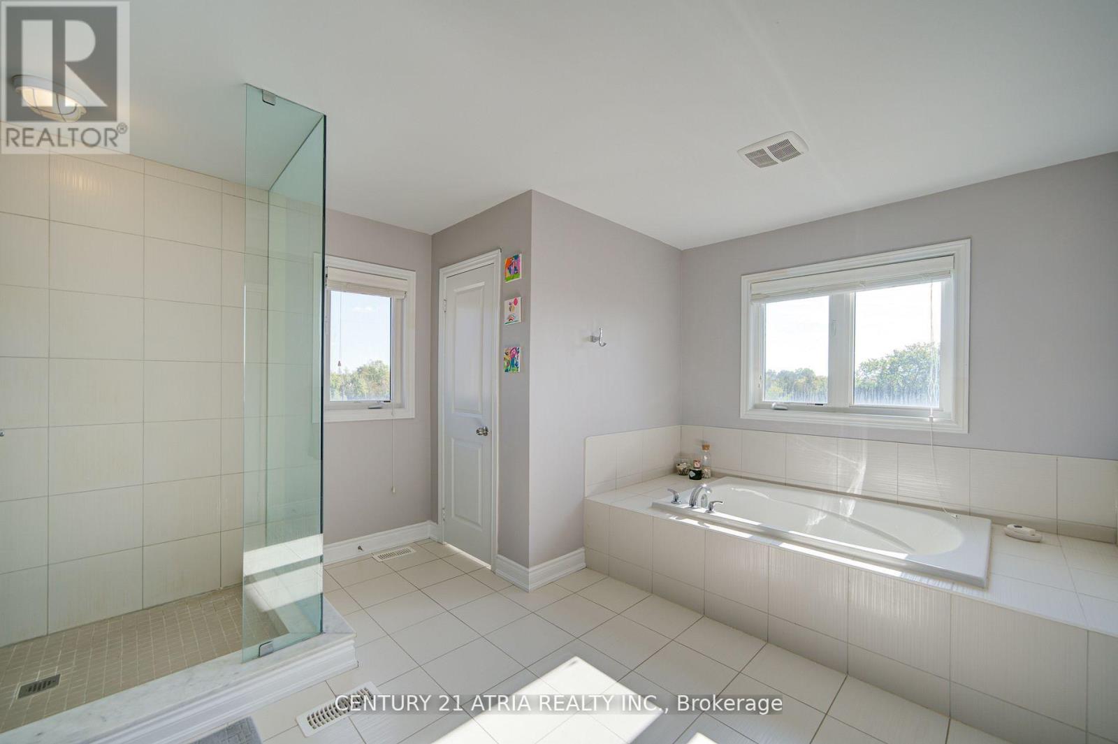 10 Gladys Rolling Avenue, East Gwillimbury (Mt Albert), Ontario  L0G 1M0 - Photo 27 - N12491858