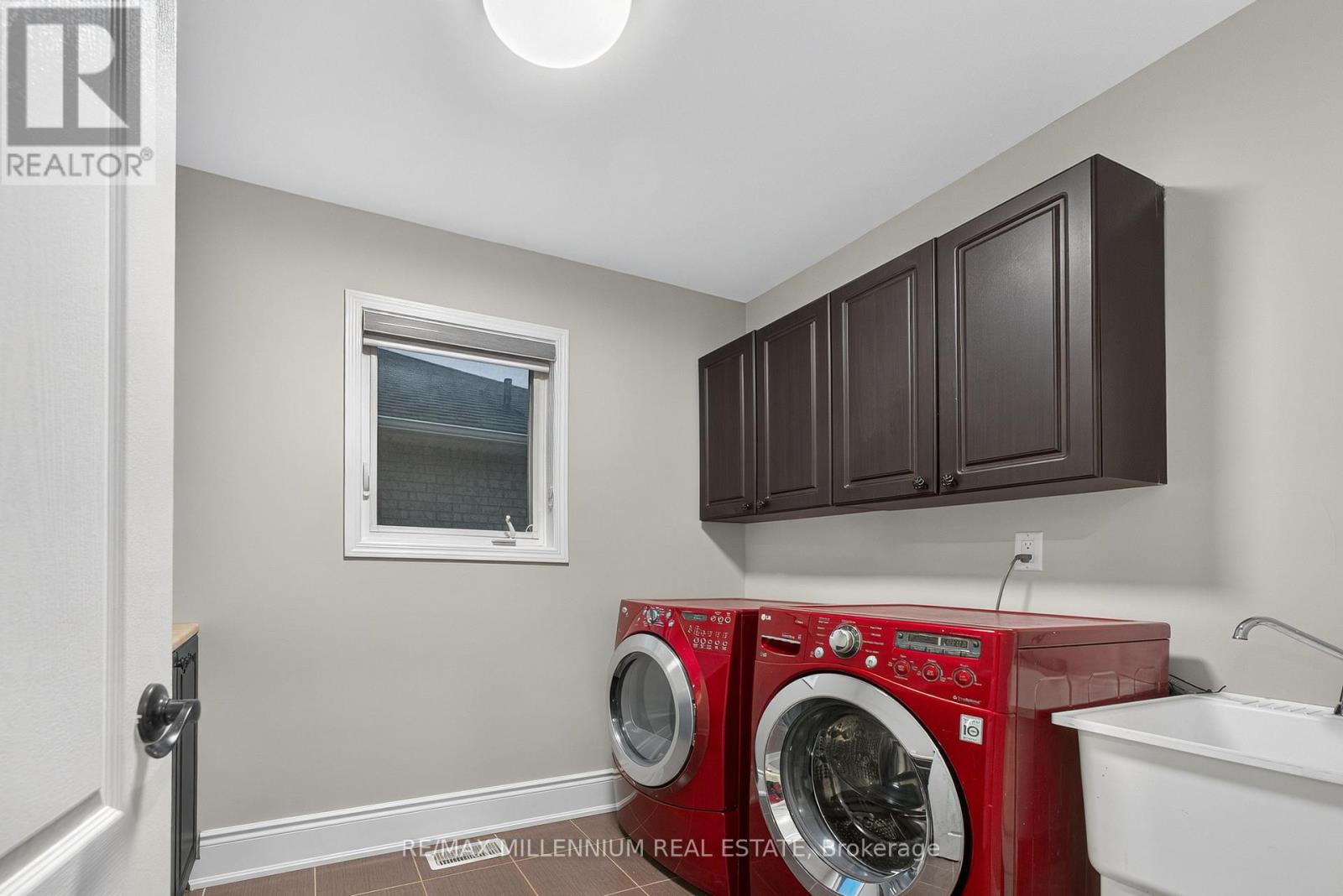 66 Armstrong Crescent, Bradford West Gwillimbury (Bradford), Ontario  L3Z 0L2 - Photo 41 - N12491912