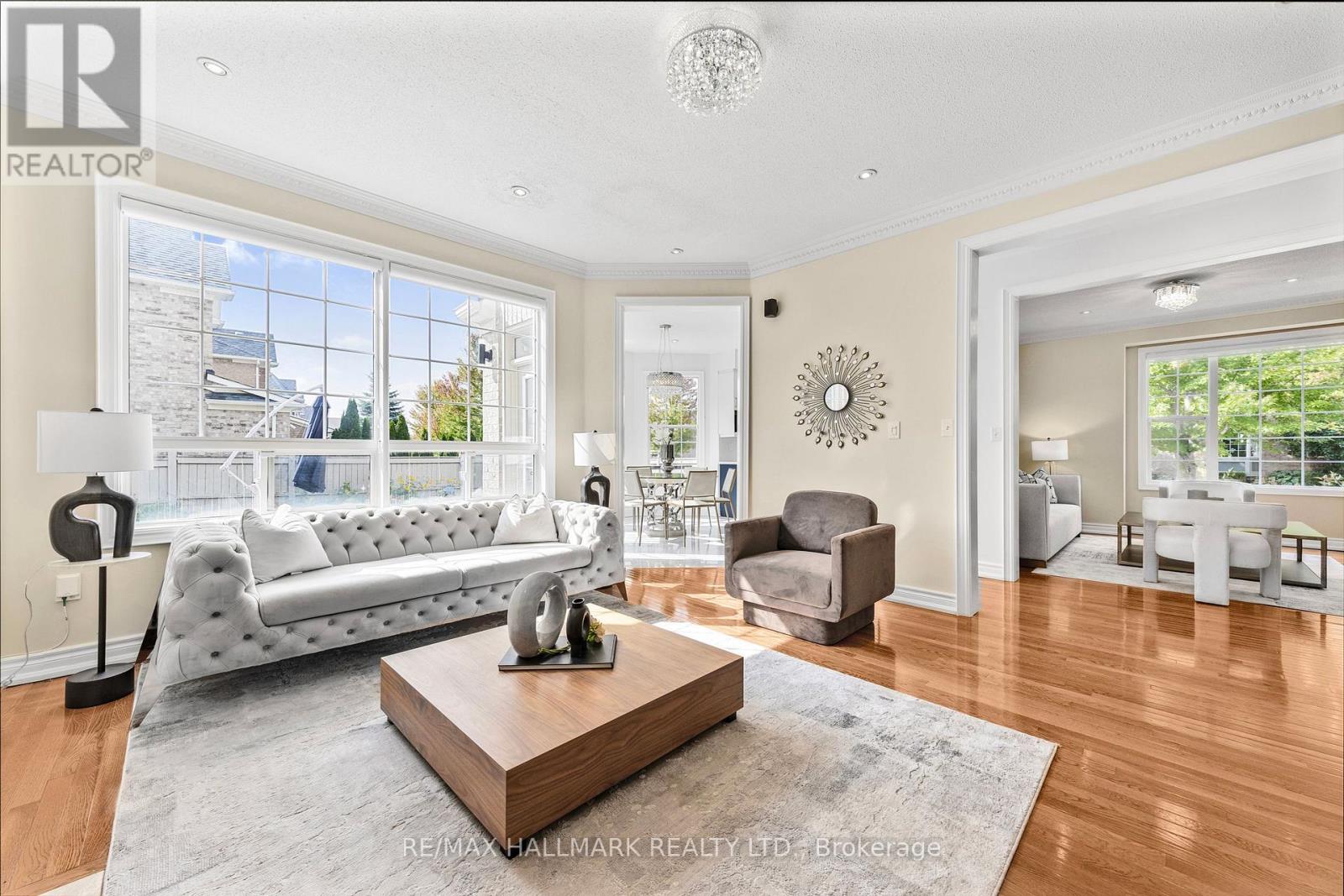 7 Delphinium Avenue, Richmond Hill, Ontario  L4E 4V1 - Photo 10 - N12491978