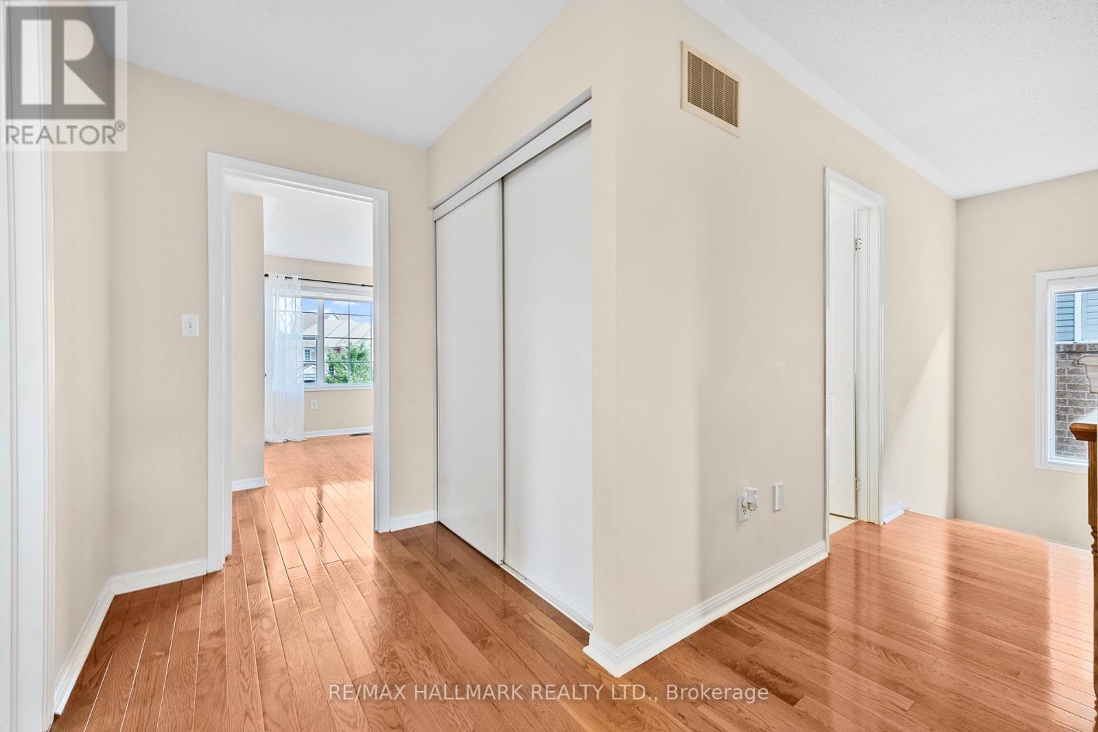 7 Delphinium Avenue, Richmond Hill, Ontario  L4E 4V1 - Photo 21 - N12491978