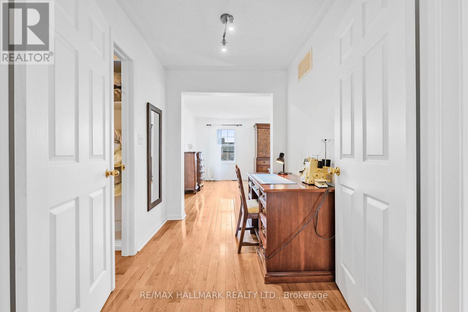 7 Delphinium Avenue, Richmond Hill, Ontario  L4E 4V1 - Photo 22 - N12491978