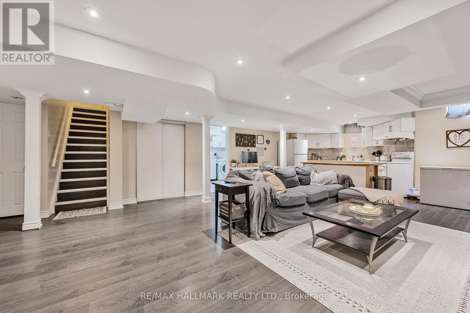 7 Delphinium Avenue, Richmond Hill, Ontario  L4E 4V1 - Photo 37 - N12491978