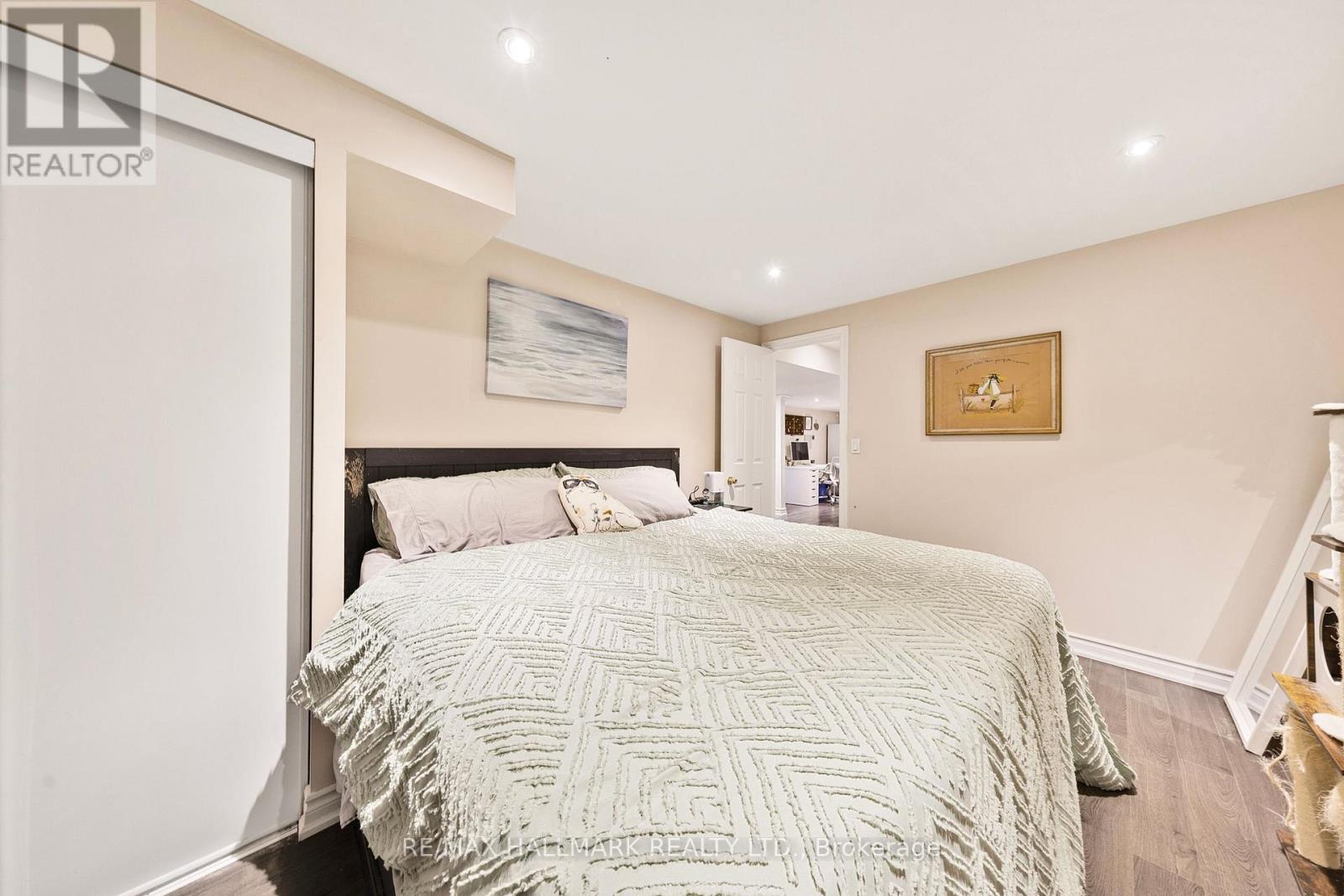 7 Delphinium Avenue, Richmond Hill, Ontario  L4E 4V1 - Photo 41 - N12491978