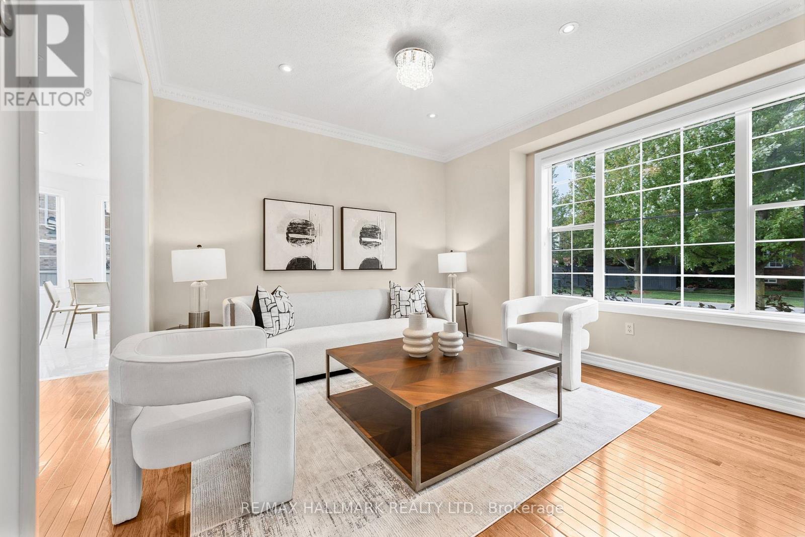 7 Delphinium Avenue, Richmond Hill, Ontario  L4E 4V1 - Photo 5 - N12491978