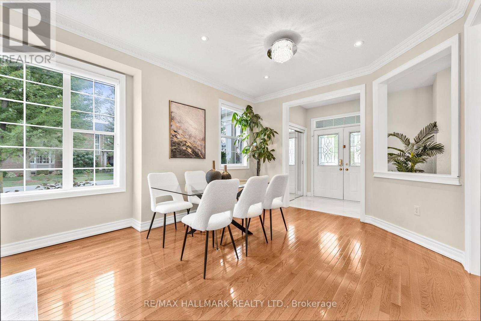 7 Delphinium Avenue, Richmond Hill, Ontario  L4E 4V1 - Photo 7 - N12491978