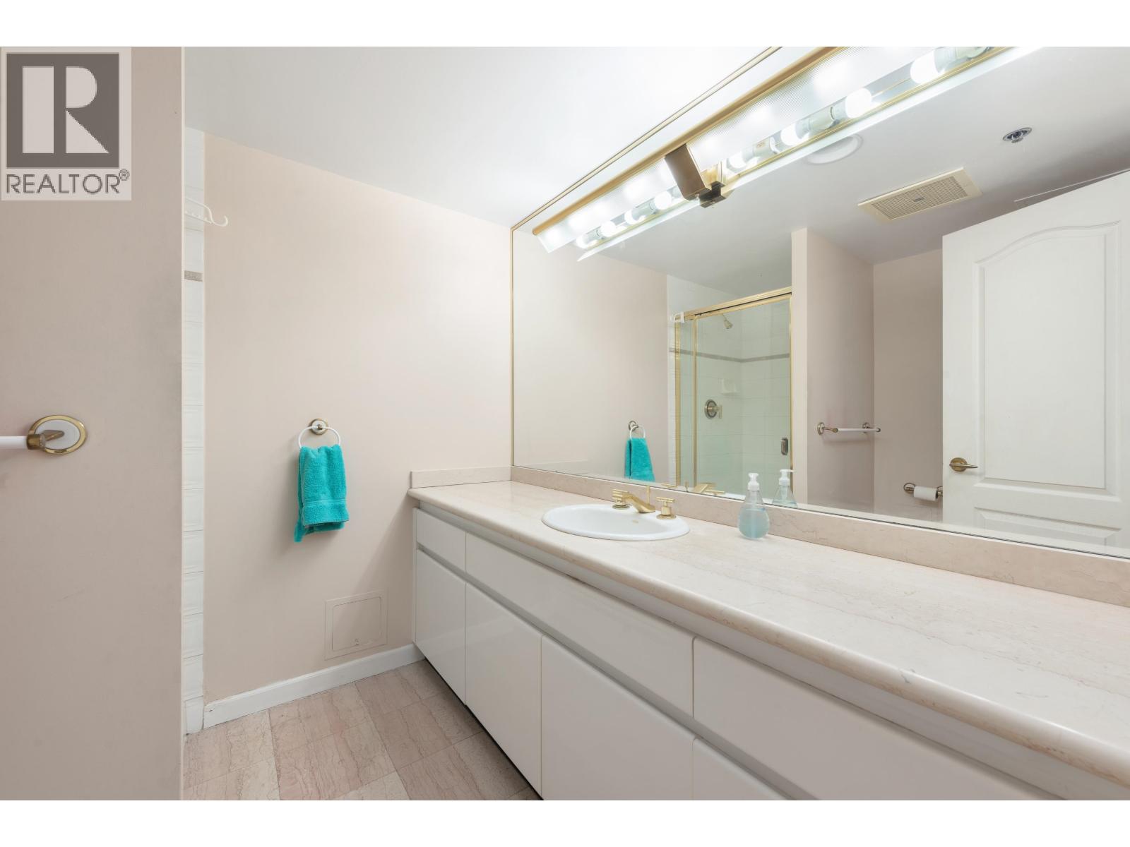 201 1788 W Georgia Street, Vancouver, British Columbia  V6G 2V7 - Photo 18 - R3063262