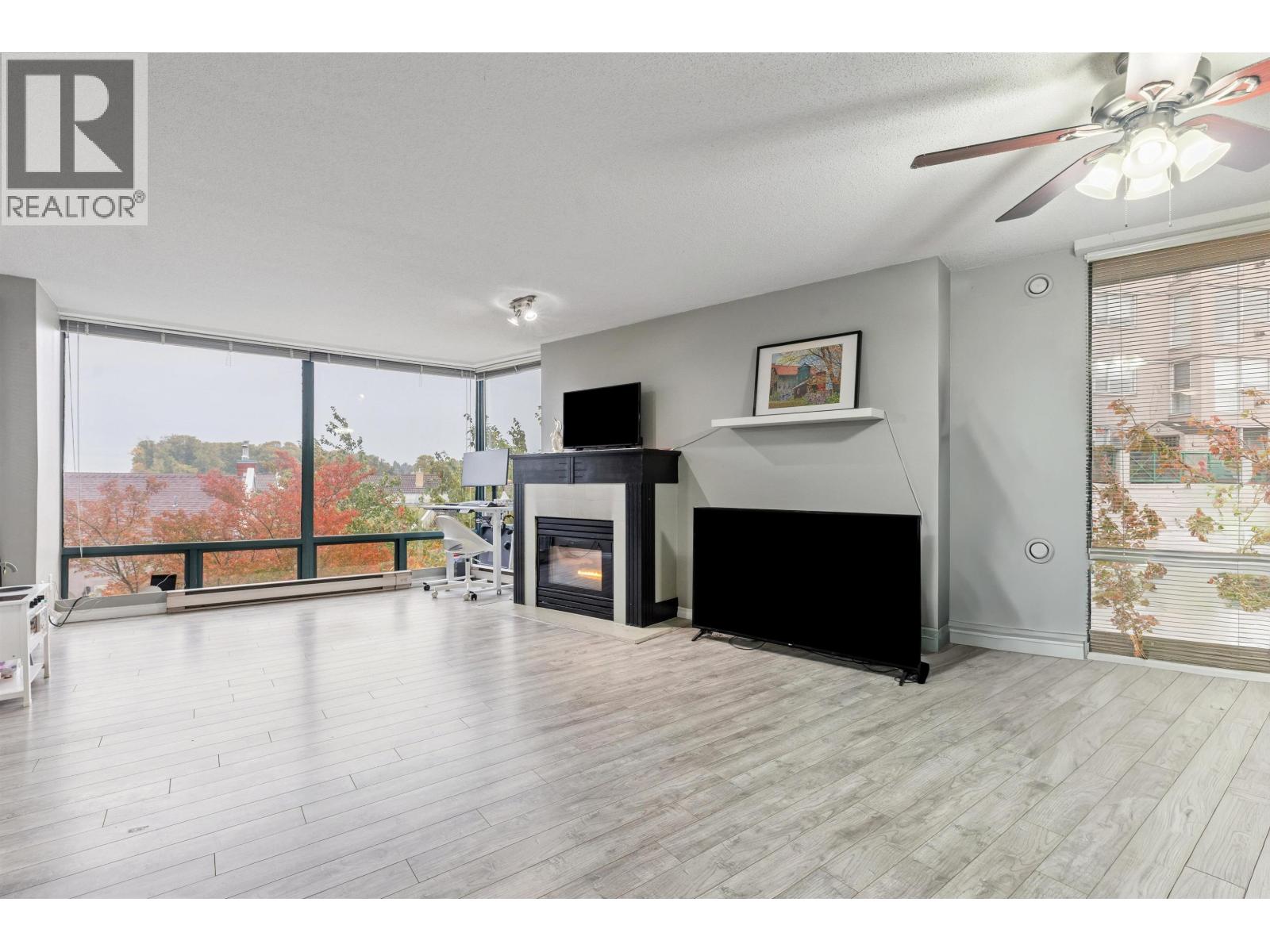 507 8 Laguna Court, New Westminster, British Columbia  V3M 6M6 - Photo 1 - R3063264