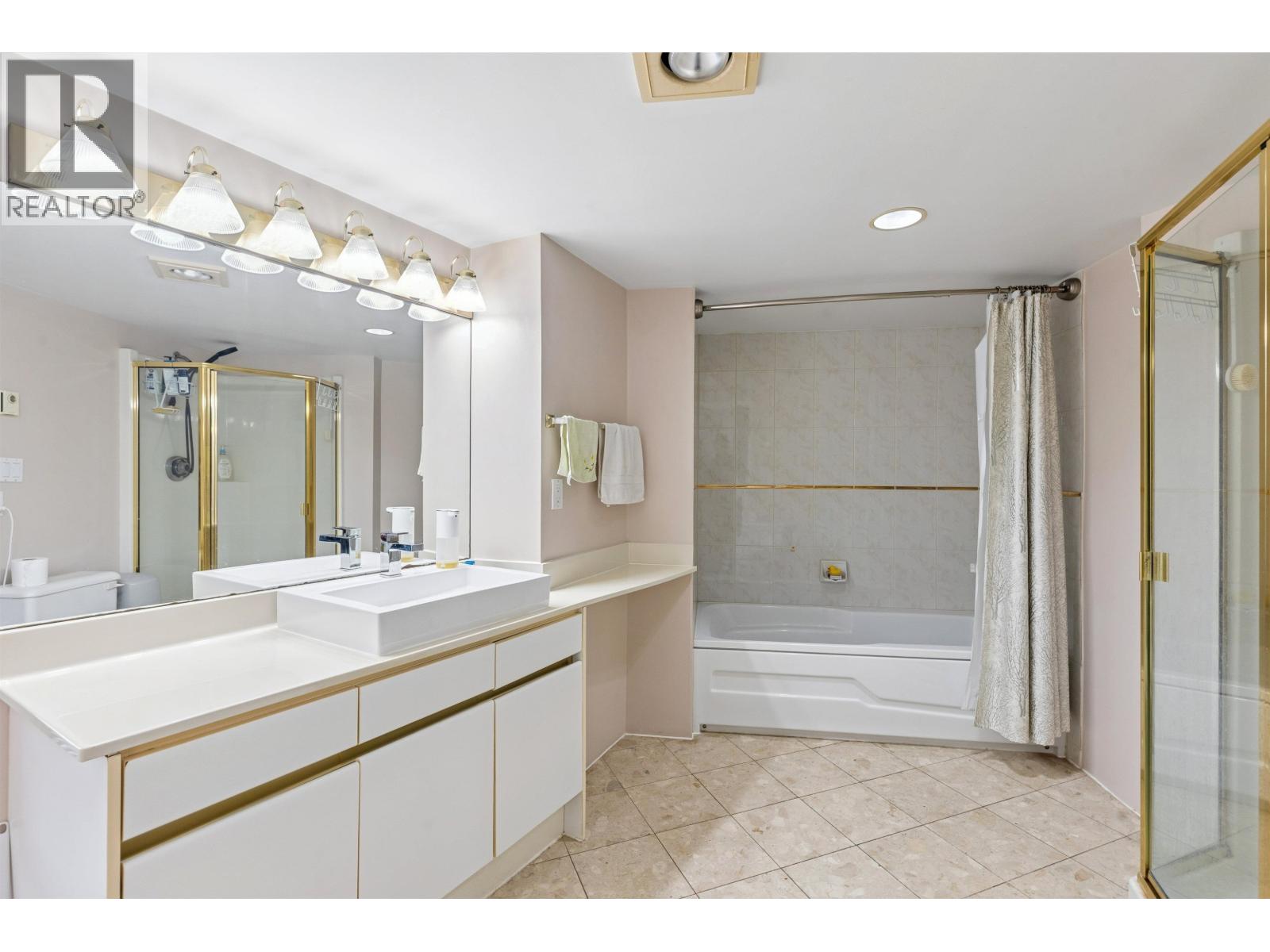 507 8 Laguna Court, New Westminster, British Columbia  V3M 6M6 - Photo 6 - R3063264