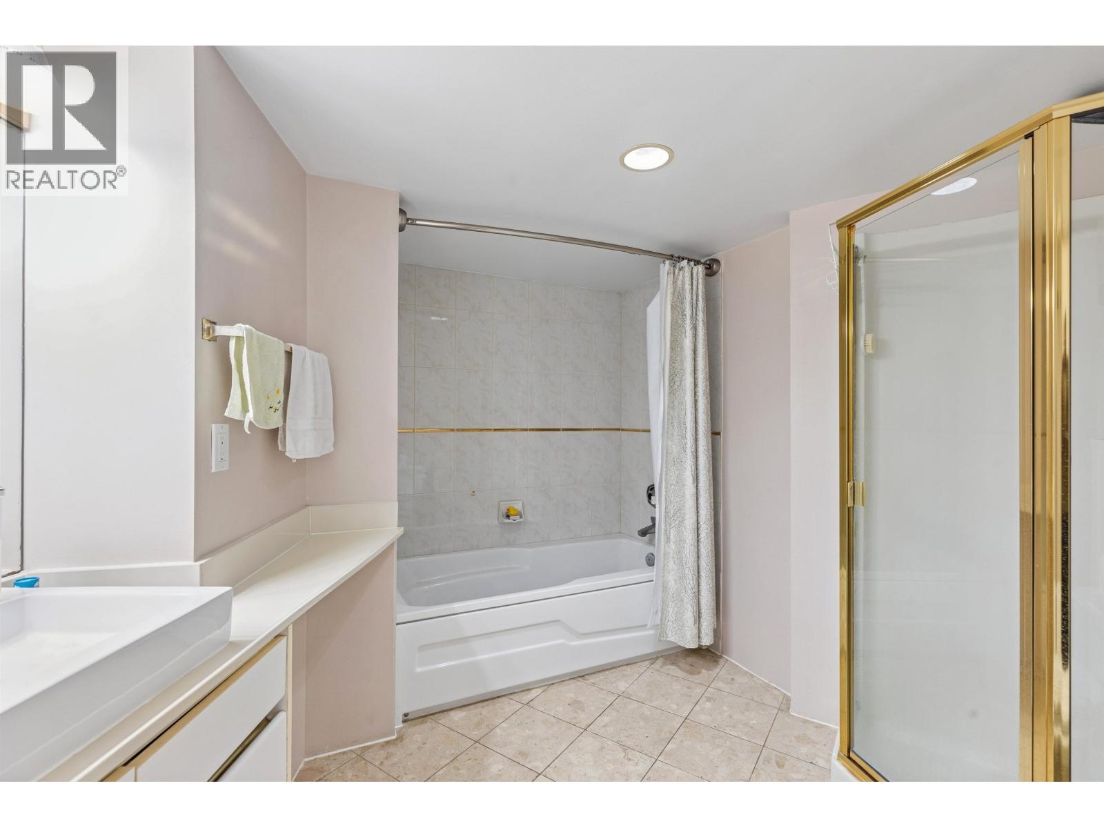 507 8 Laguna Court, New Westminster, British Columbia  V3M 6M6 - Photo 7 - R3063264