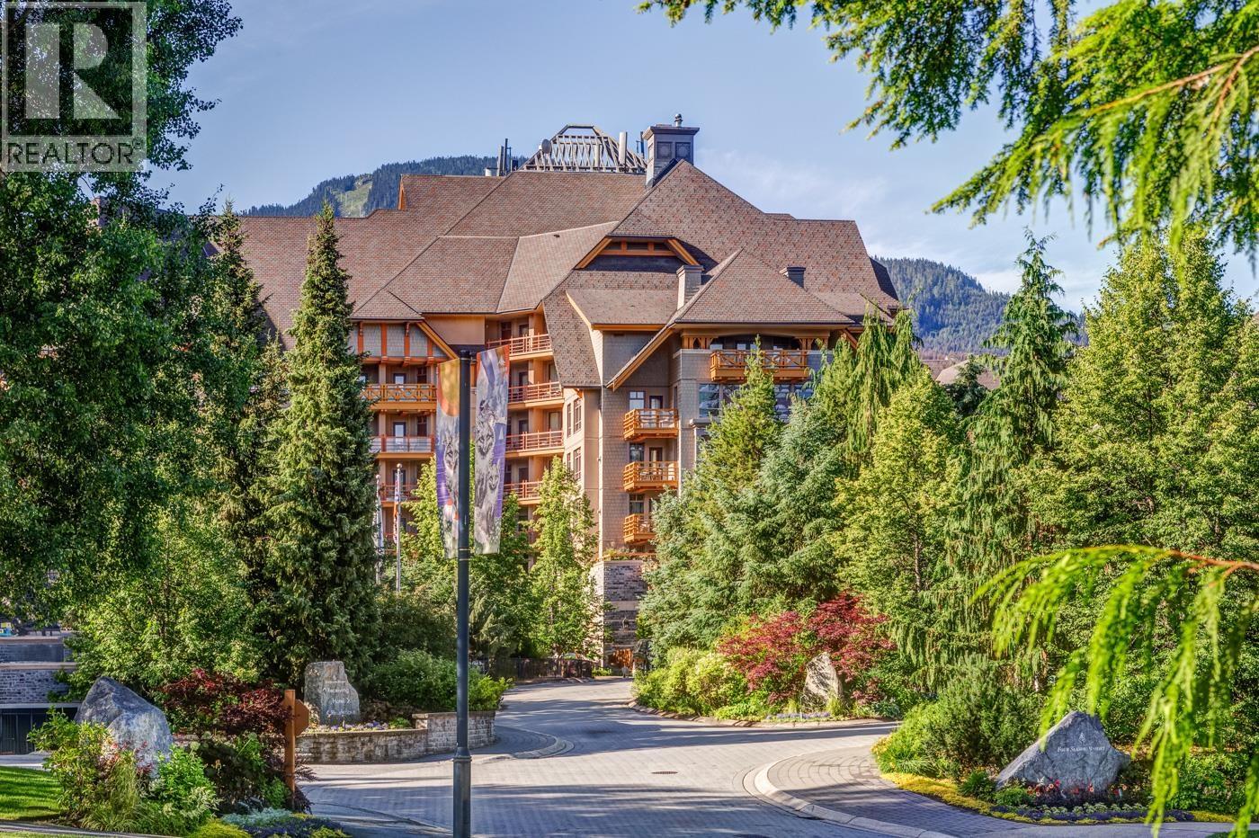 417 4591 Blackcomb Way, Whistler, British Columbia  V8E 0Y4 - Photo 2 - R3063279