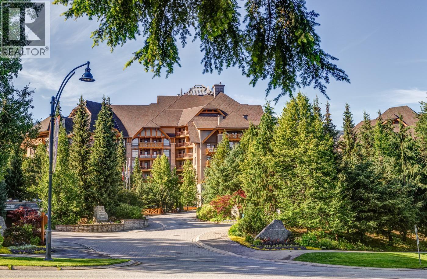 417 4591 Blackcomb Way, Whistler, British Columbia  V8E 0Y4 - Photo 3 - R3063279