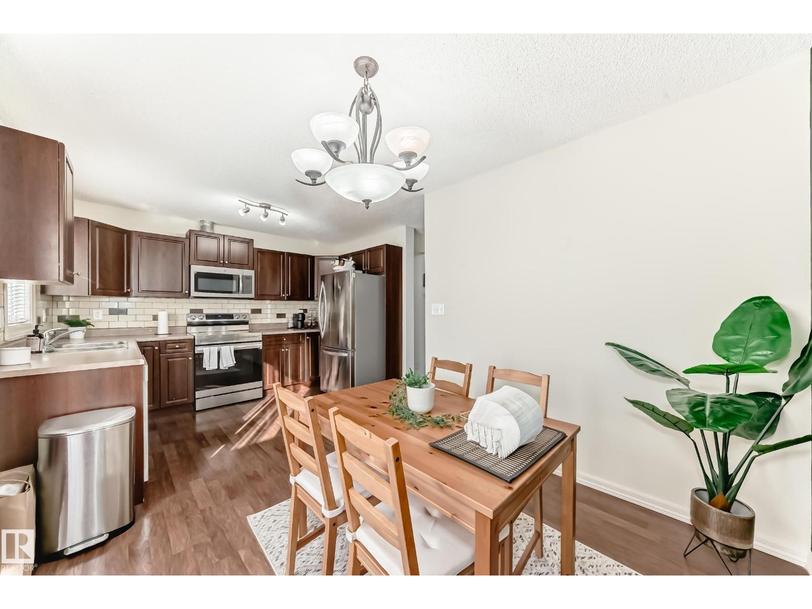 #5 1404 Hermitage Rd Nw Nw, Edmonton, Alberta  T5A 0P5 - Photo 12 - E4464040