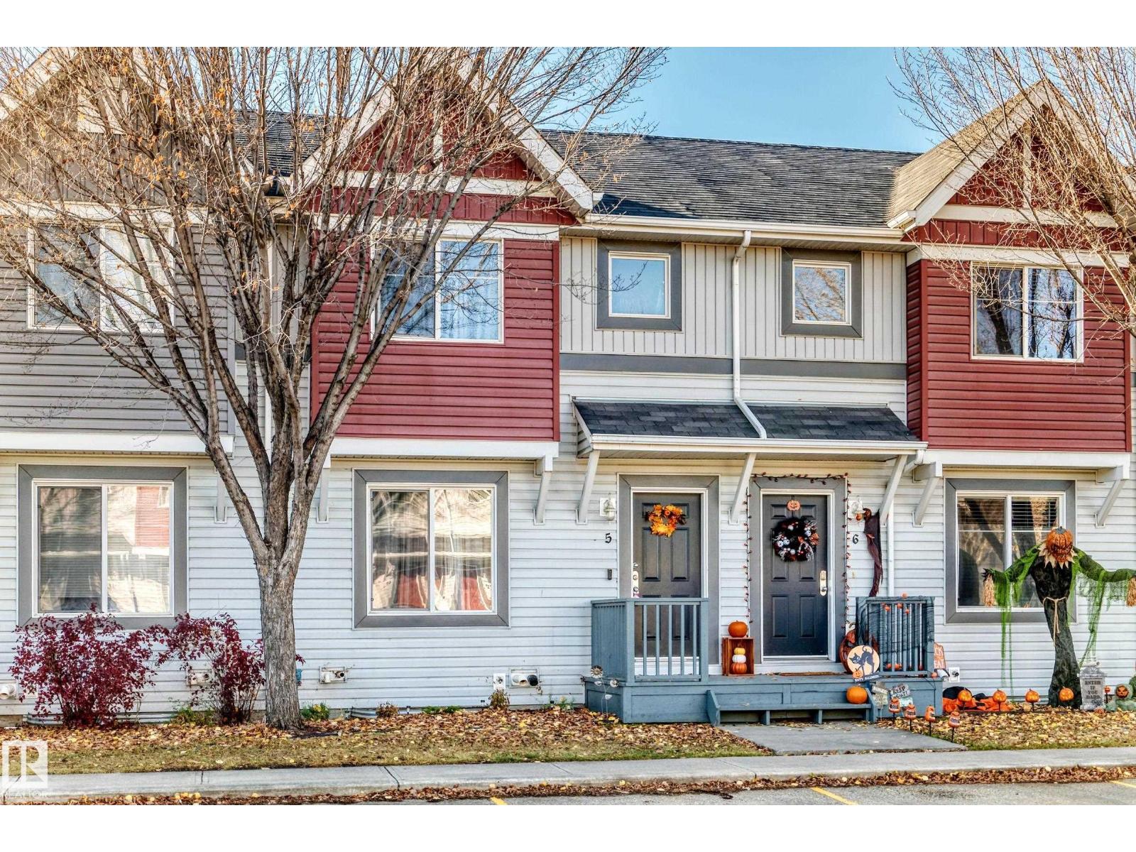 #5 1404 Hermitage Rd Nw Nw, Edmonton, Alberta  T5A 0P5 - Photo 2 - E4464040