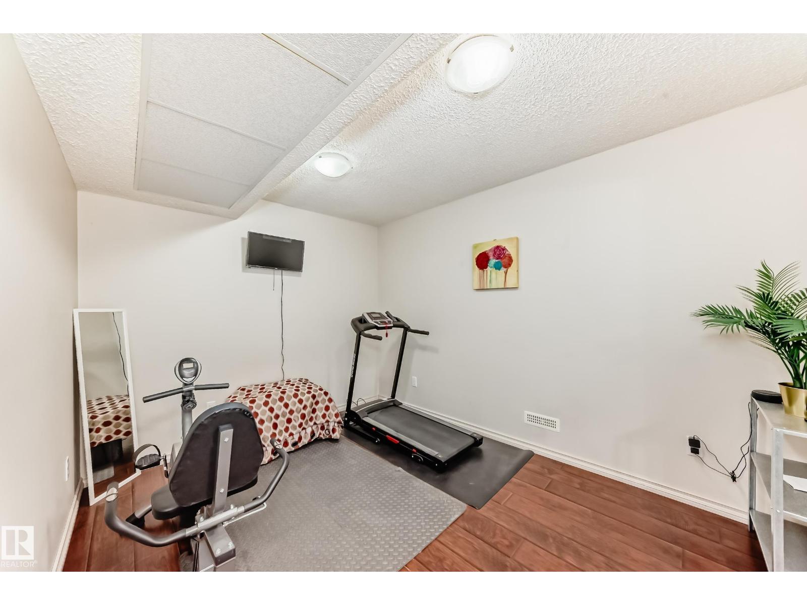 #5 1404 Hermitage Rd Nw Nw, Edmonton, Alberta  T5A 0P5 - Photo 30 - E4464040