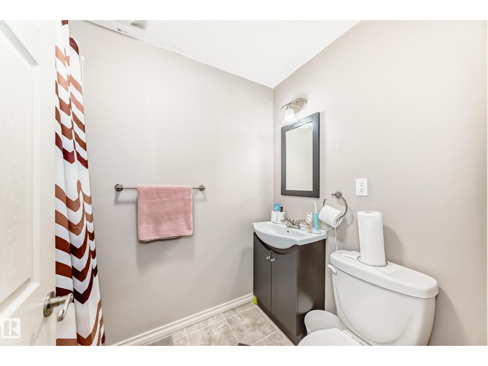 #5 1404 Hermitage Rd Nw Nw, Edmonton, Alberta  T5A 0P5 - Photo 32 - E4464040