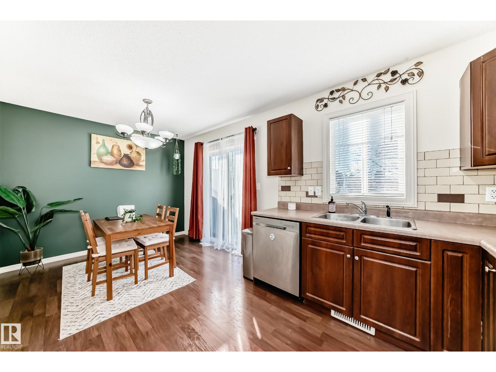 #5 1404 Hermitage Rd Nw Nw, Edmonton, Alberta  T5A 0P5 - Photo 6 - E4464040