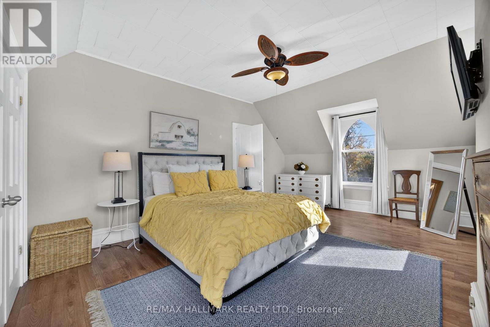 84 Wellington Street E, Barrie (Wellington), Ontario  L4M 3K9 - Photo 15 - S12491830